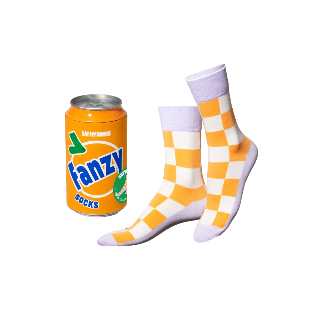 Orange-weiß karierte Fanzy-Socken mit Getränkedosen-Verpackung