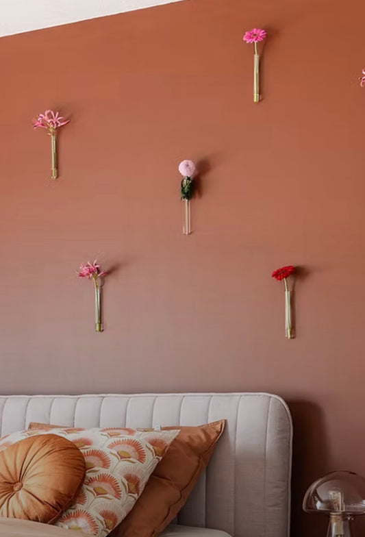 Kleine Wandvase