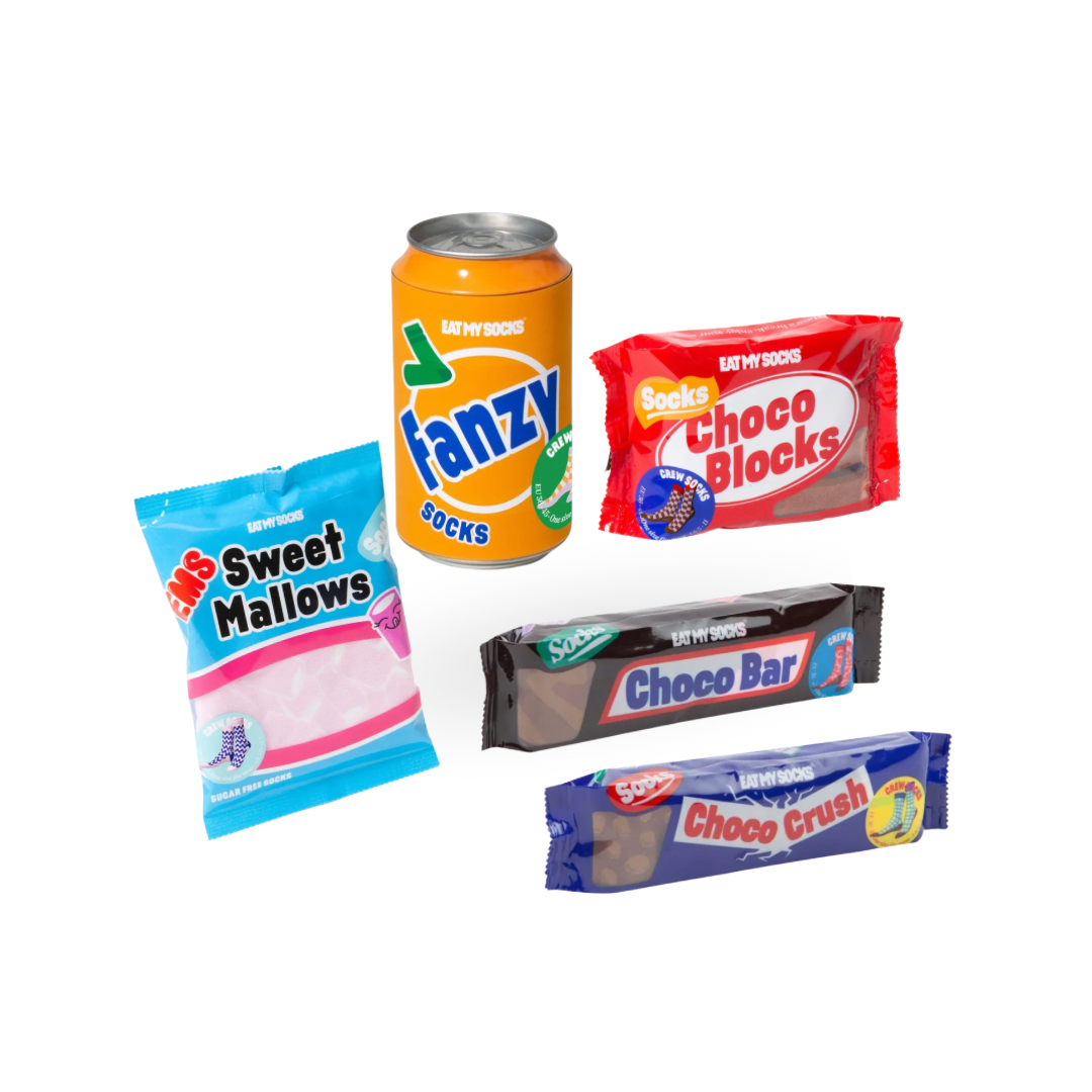 Socken von Eat My Socks in fünf Verpackungen im Kiosk-Stil