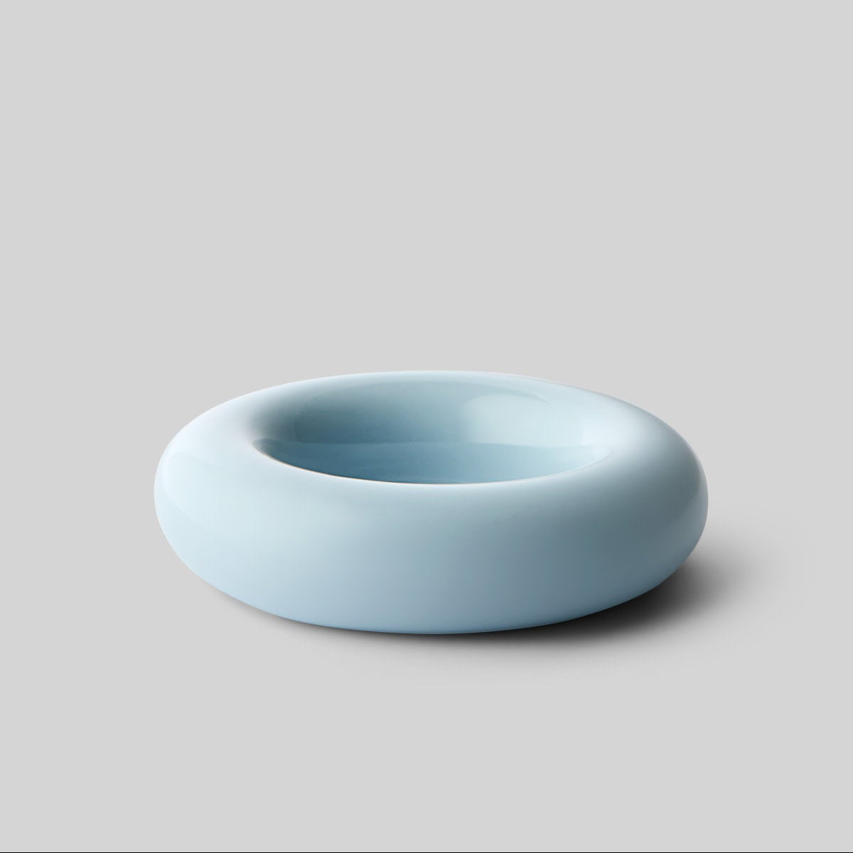 Das Schoenwerk_Studio About_Bob Candle Holder Large Light Blue_Freisteller