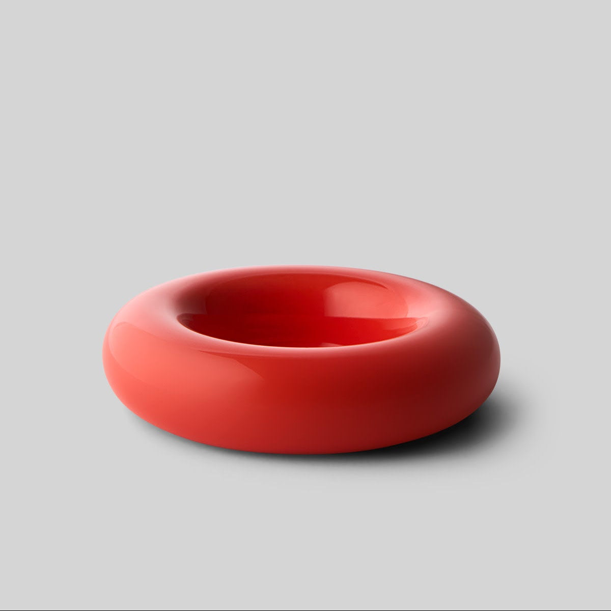 Das Schoenwerk_Studio About_Bob Candle Holder Large Red_Freisteller