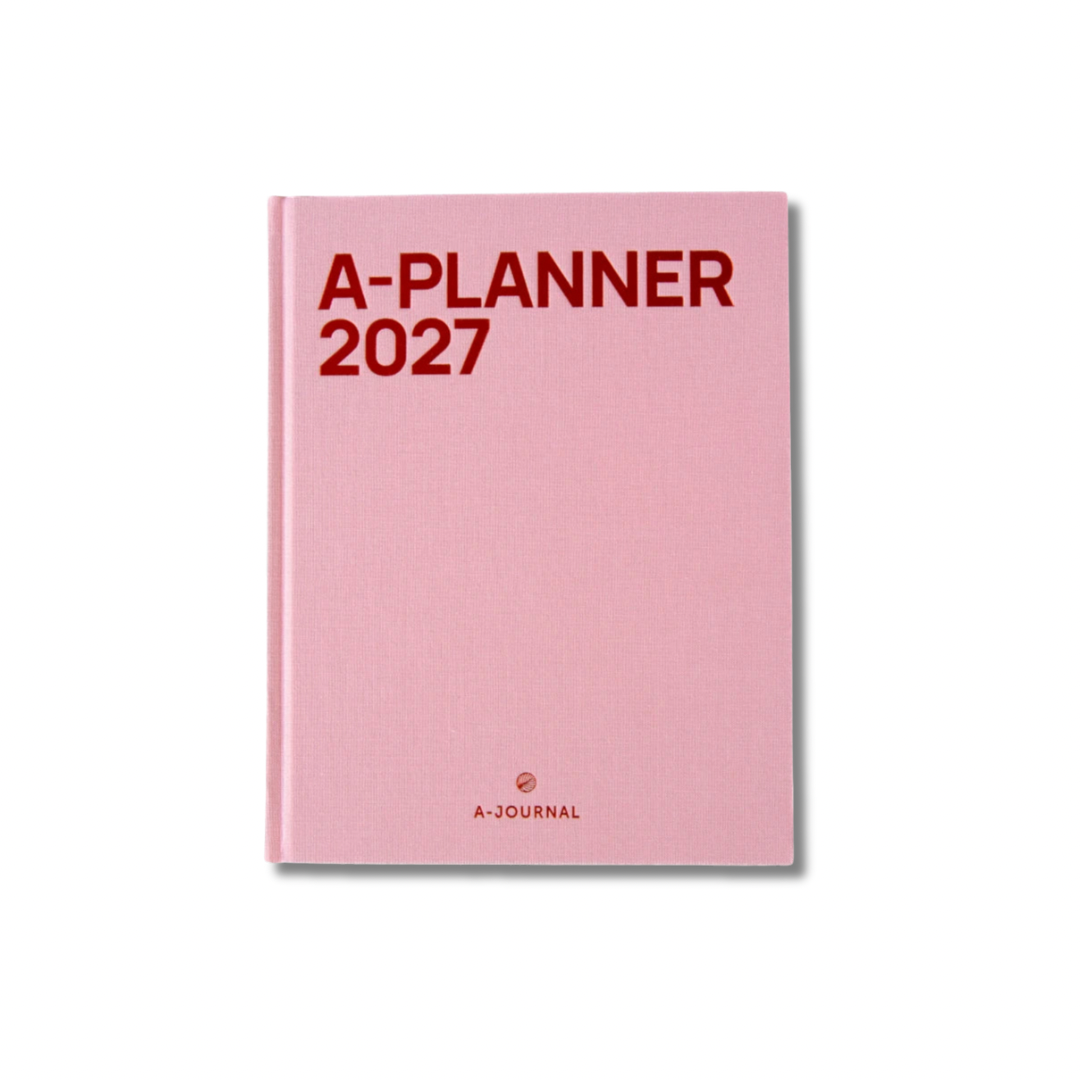 A-Planner 2027 von A-Journal mit rosafarbenem Leineneinband